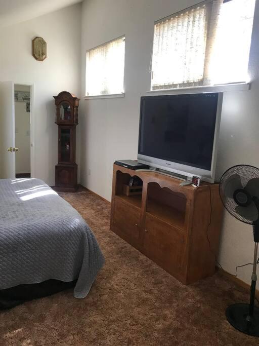 Cheerful 2-Bedroom Cottage Near Eagle Lake Susanville Exterior foto